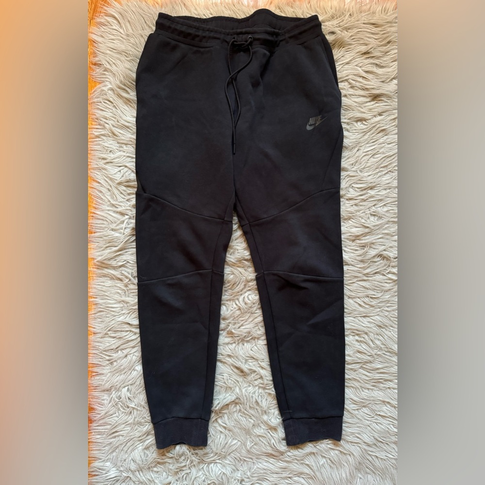 Nike Tech Joggers